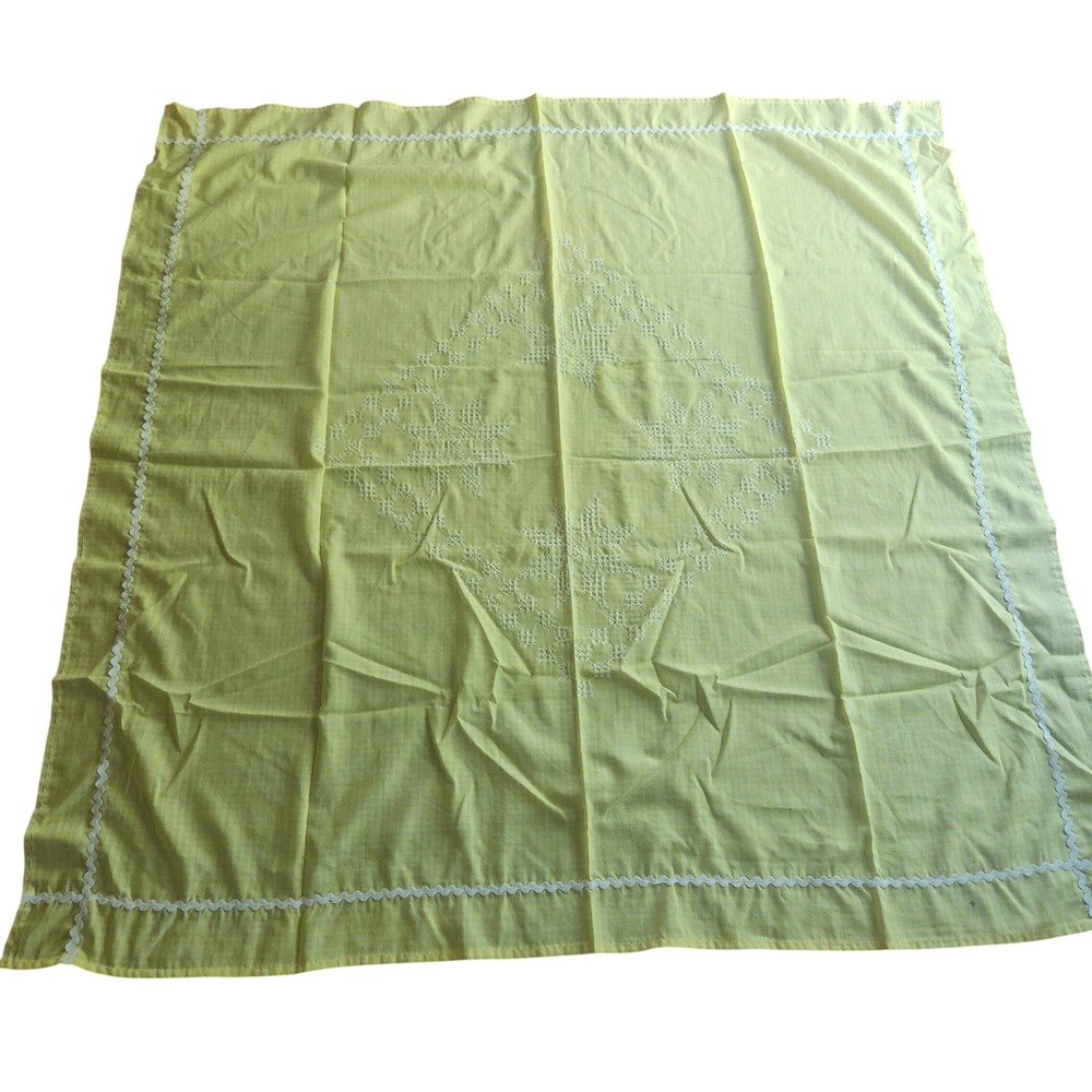 Vintage Yellow Gingham‎ Tablecloth Ric Rac Trim Cross Stitch Square 42x42